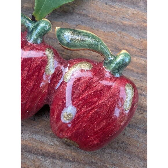 Vintage Apple Brooch Pin: Teacher Gift - Picture 3 of 9